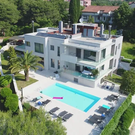 Apartment Valsavia, Valsavia With Pool And *