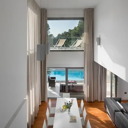 Lejlighed Valsavia, Valsavia With Pool And Rovinj